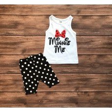 Костюм для дівчинки.